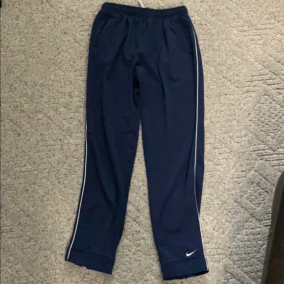 cut off sweatpants nike